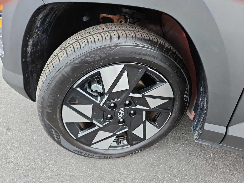 Used 2024 Hyundai Kona SEL image 29