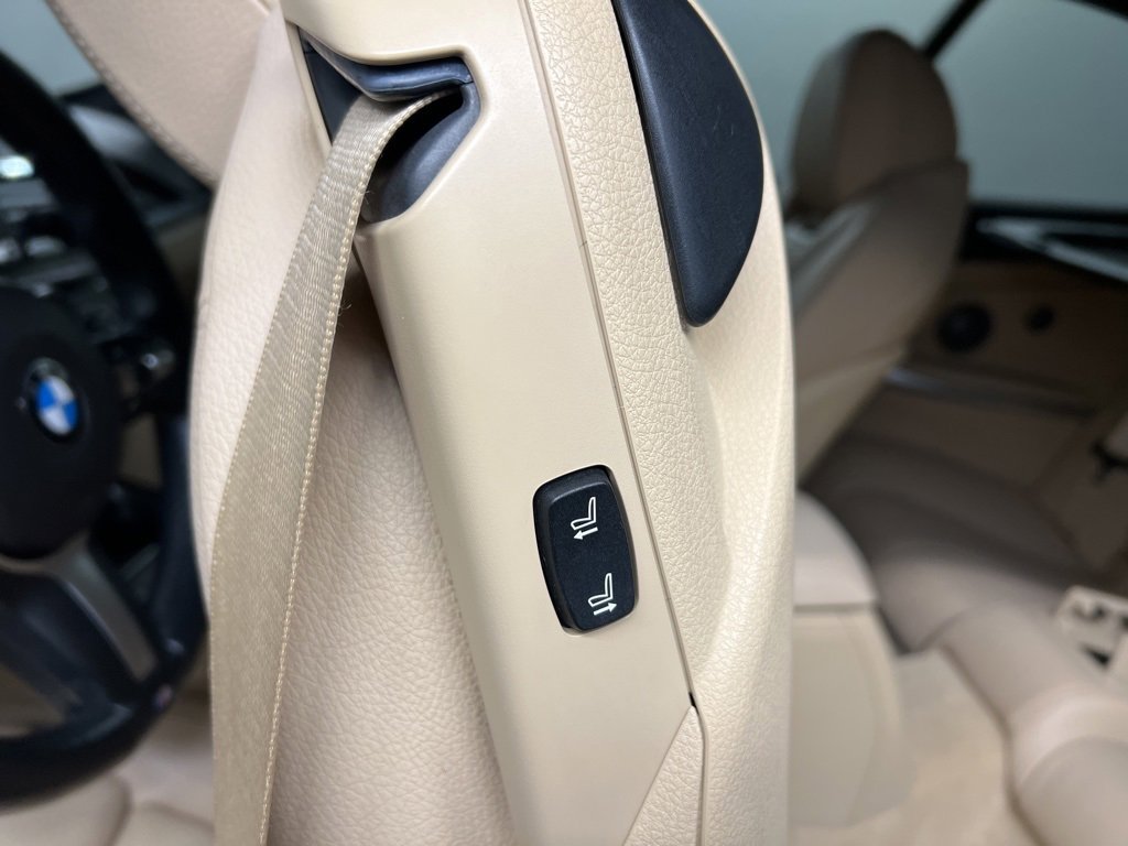 Used 2014 BMW 435i Convertible image 27