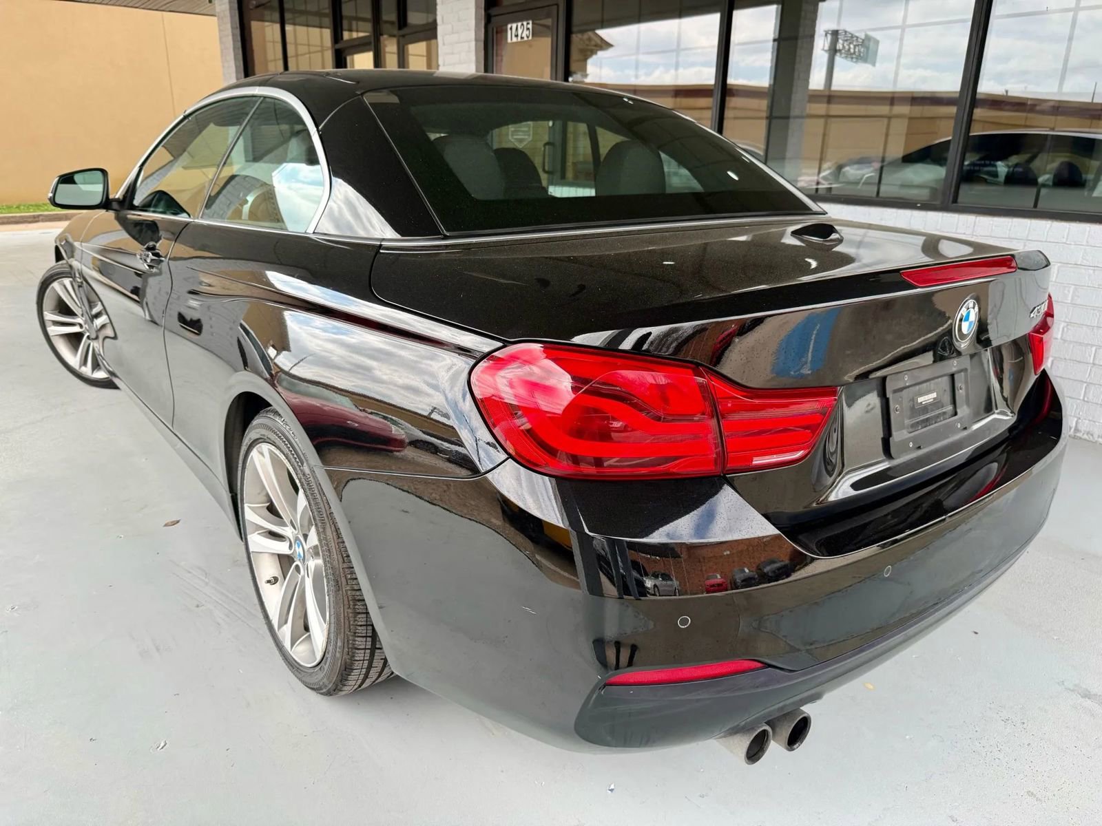 Used 2018 BMW 430i Convertible RWD image 5