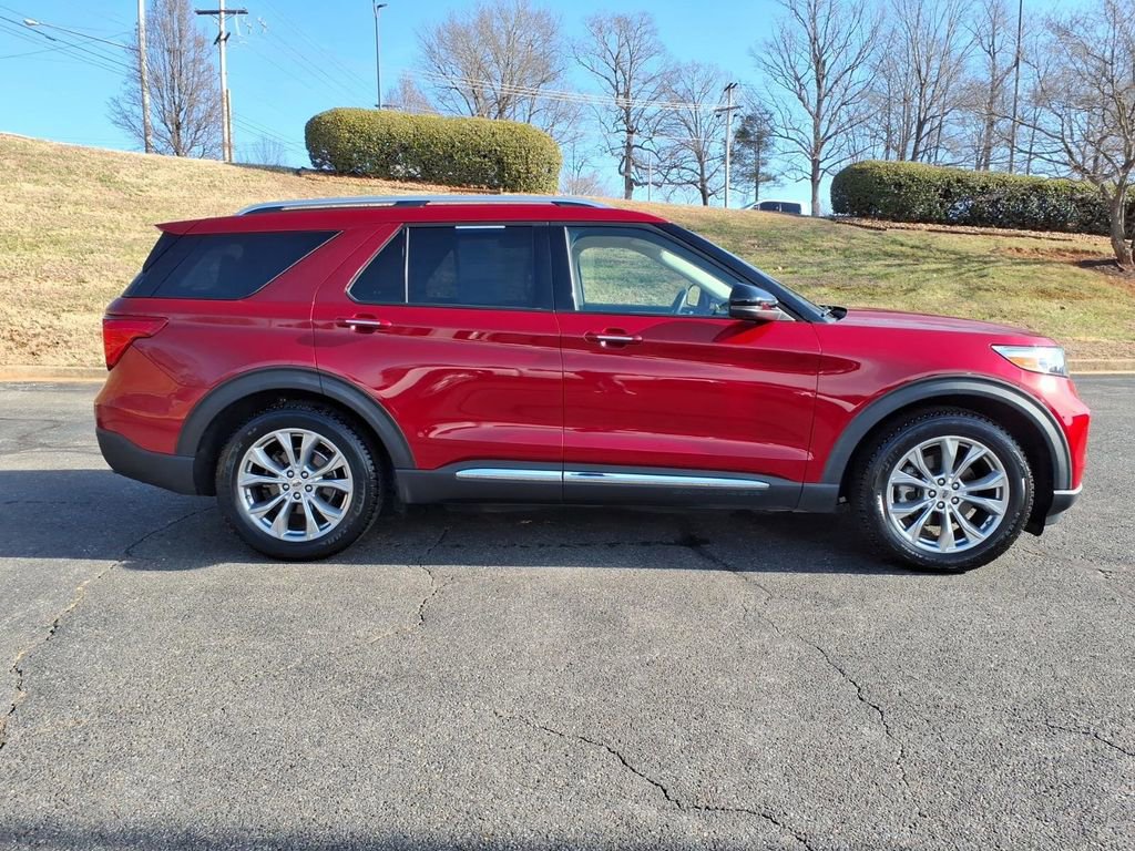 Used 2021 Ford Explorer Limited w/ Equipment Group 301A image 2