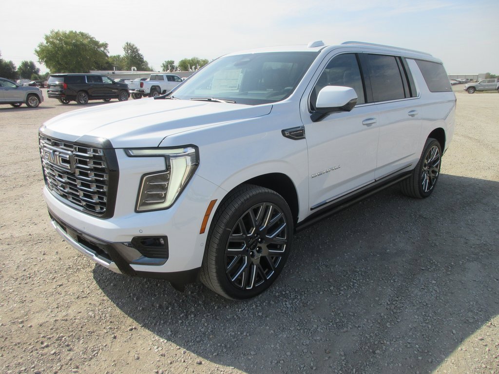 New 2026 GMC Yukon XL Denali Ultimate image 9