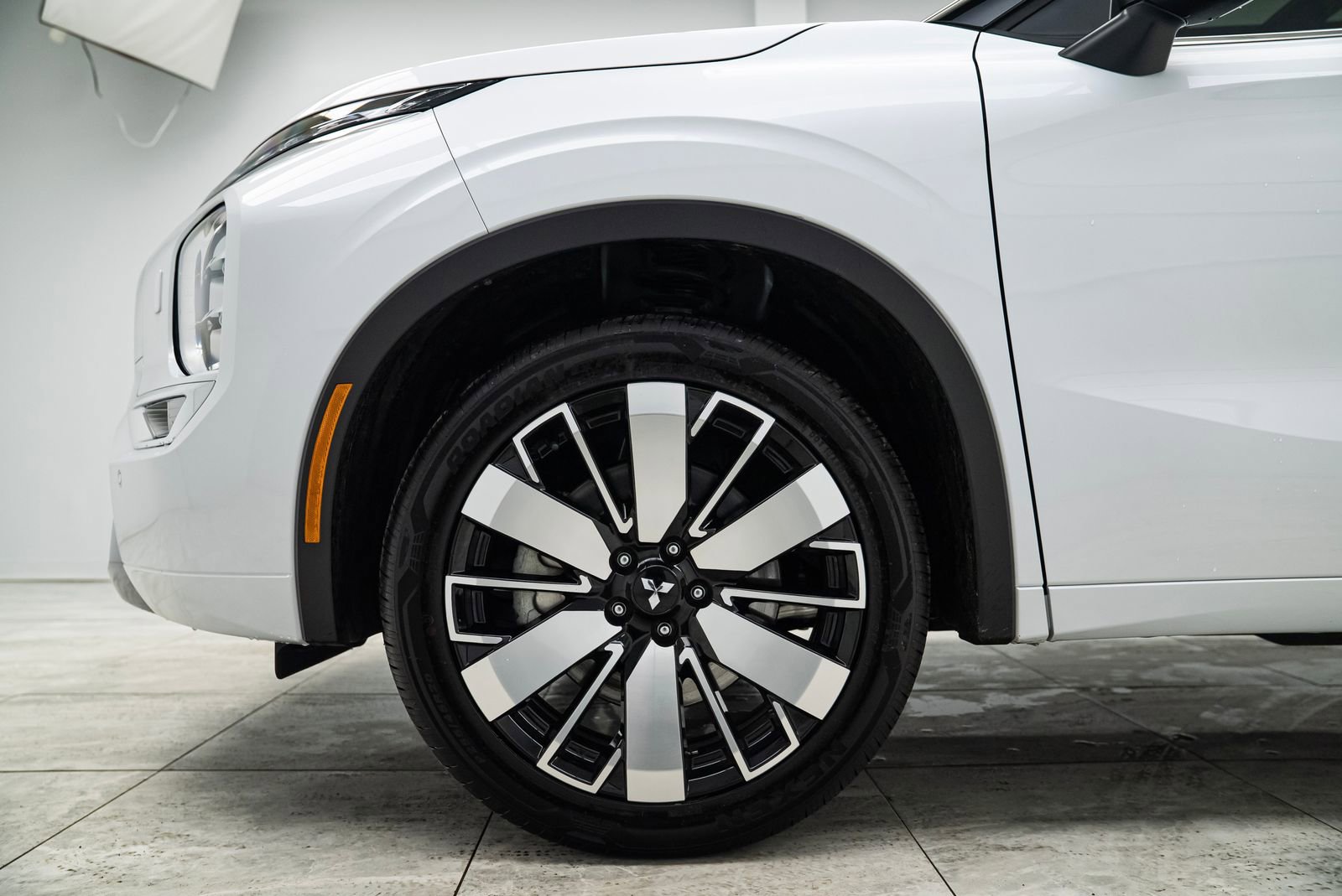 New 2026 Mitsubishi Outlander SEL image 35