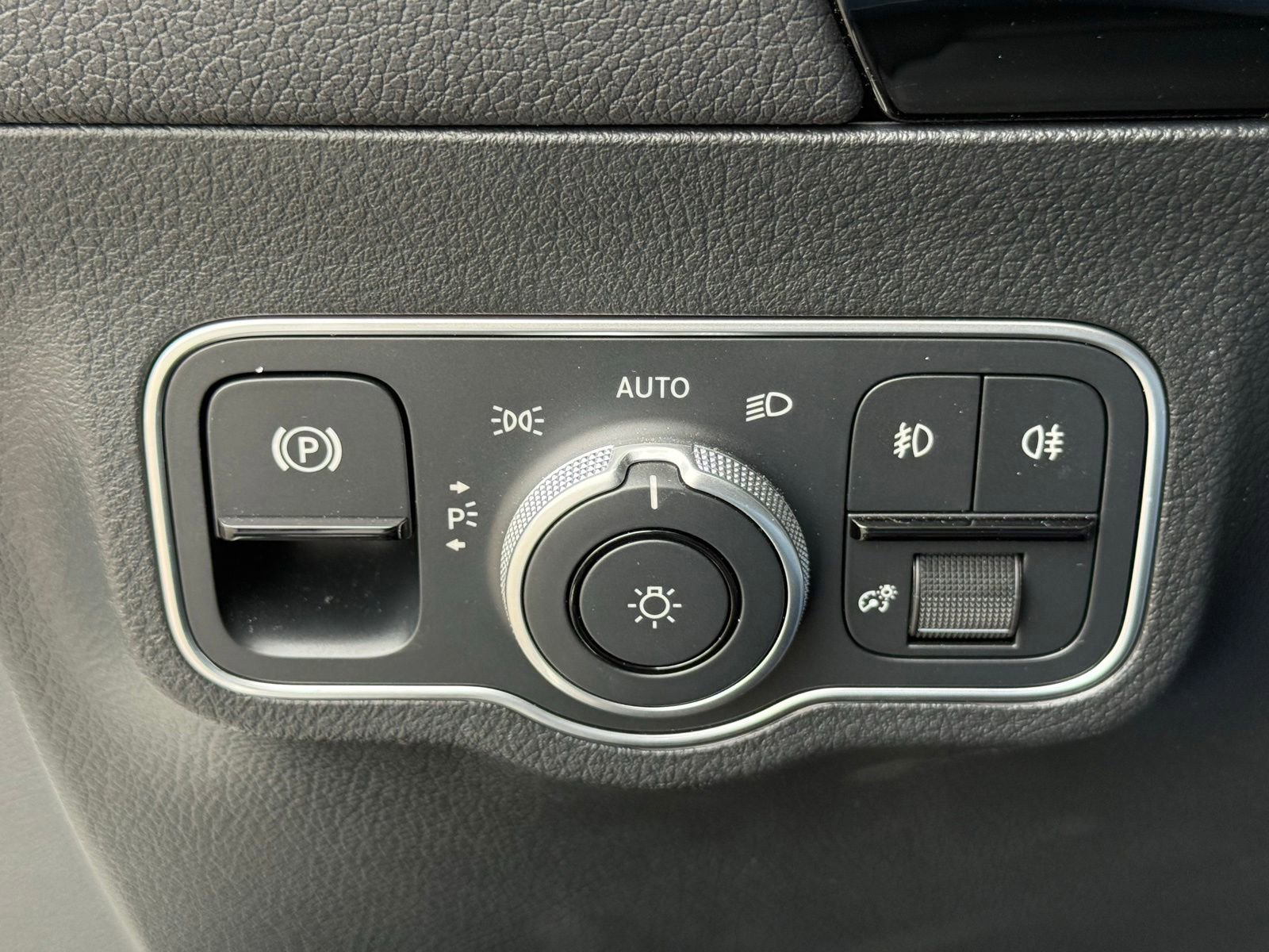 Used 2026 Mercedes-Benz GLA 250 image 28