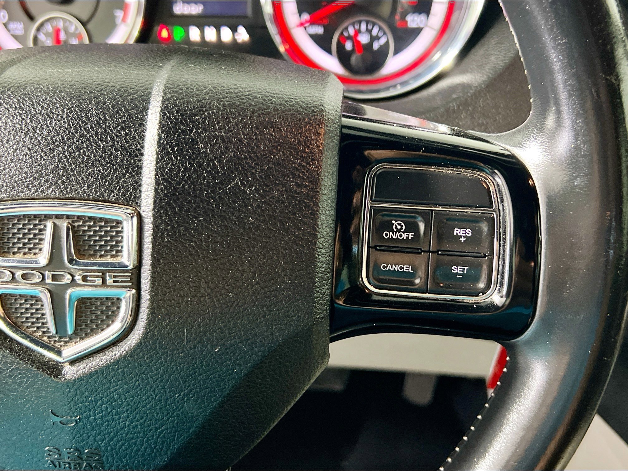 Used 2018 Dodge Grand Caravan SXT FWD image 19