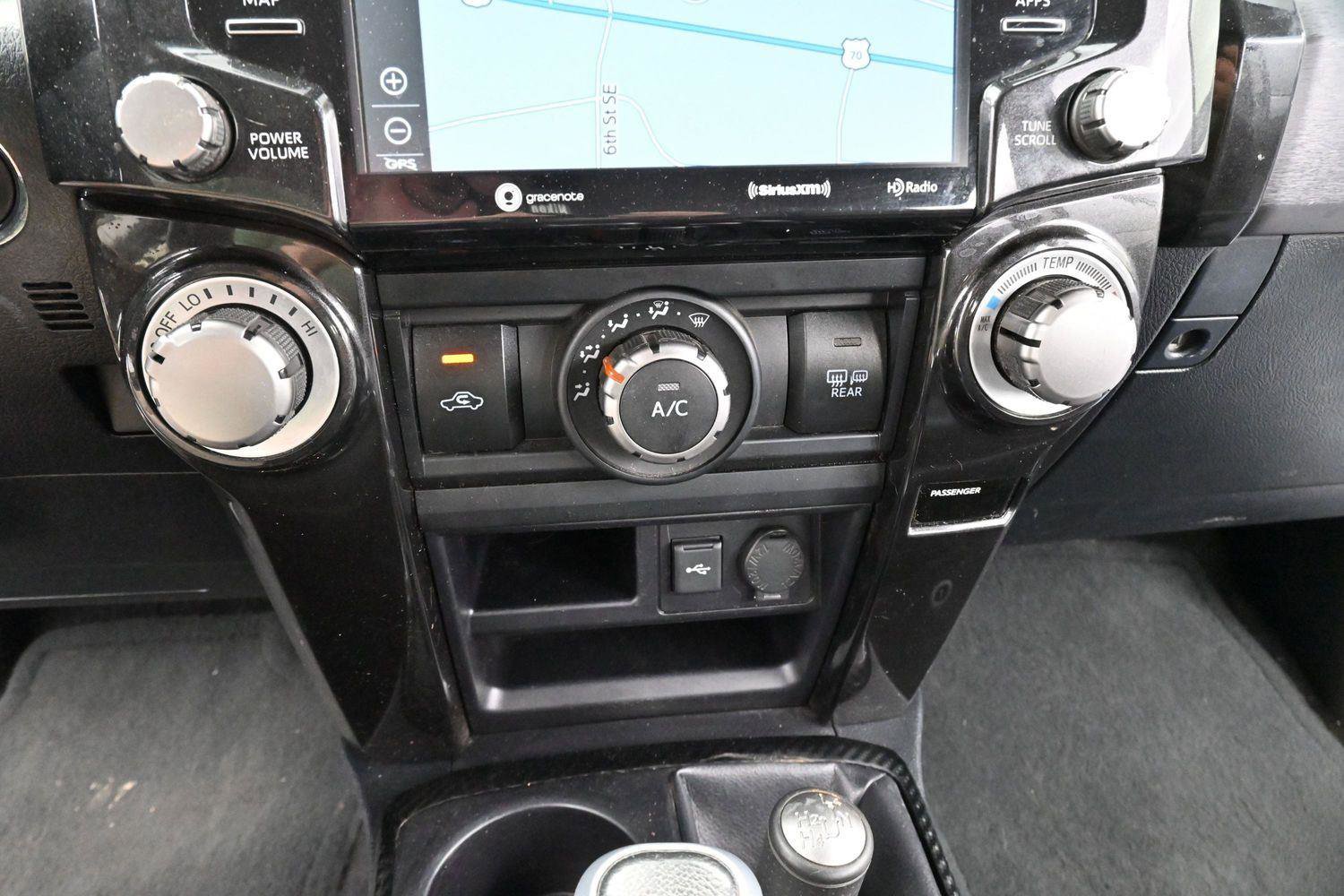 Used 2021 Toyota 4Runner TRD Off-Road Premium AWD/4WD image 25
