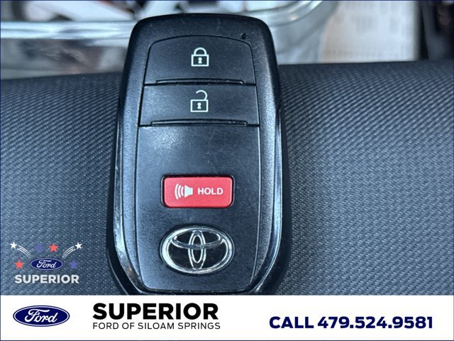 Used 2025 Toyota Tacoma TRD Sport AWD/4WD image 23