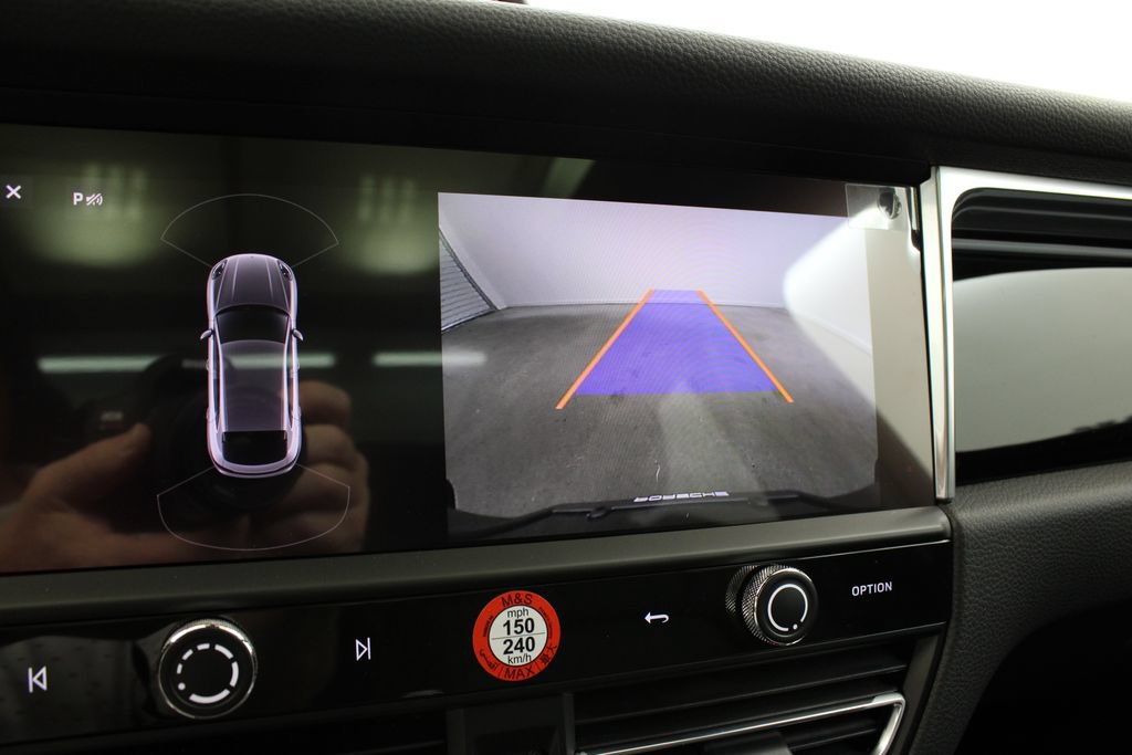 Used 2025 Porsche Macan S AWD/4WD image 22