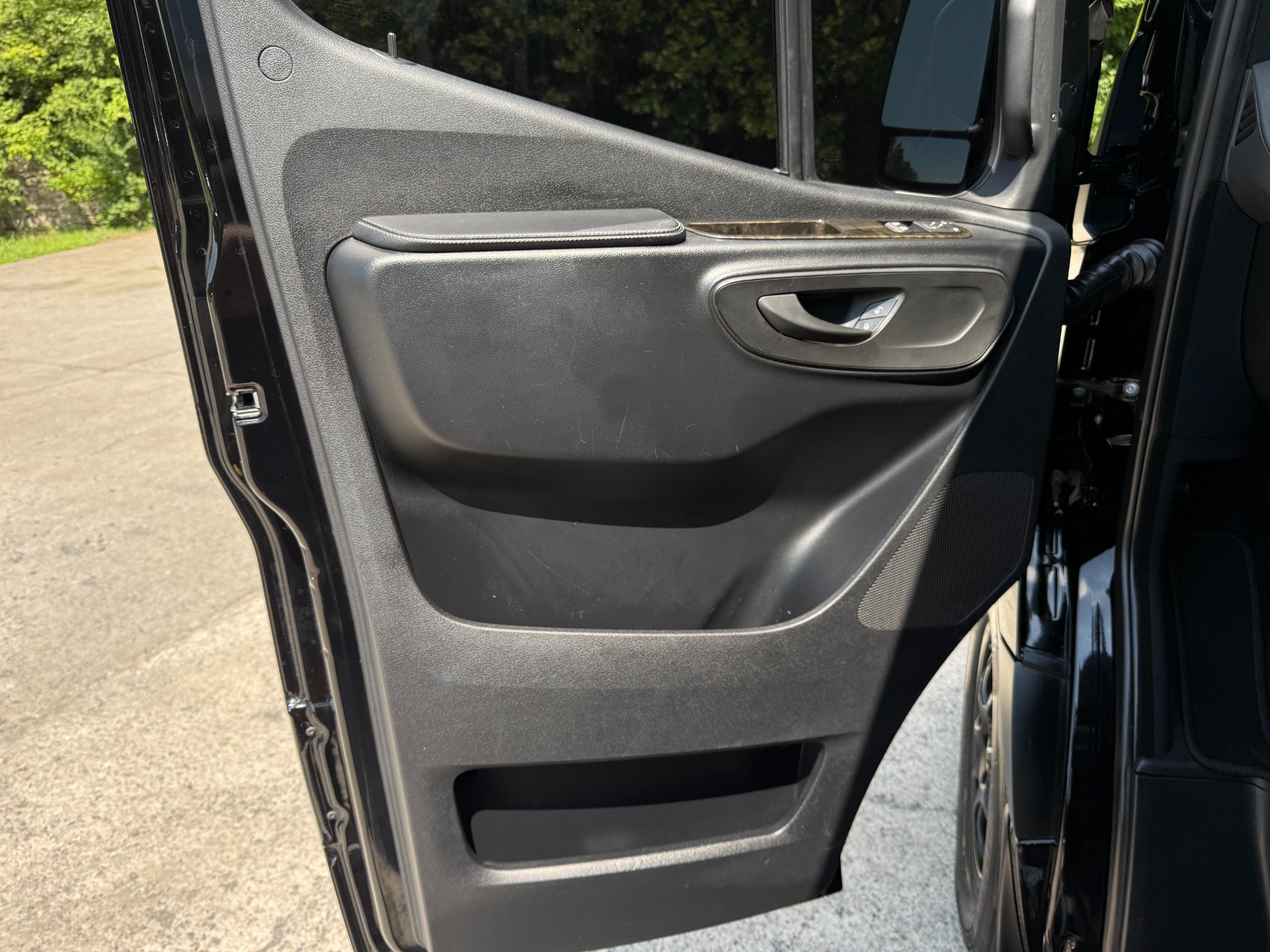 Used 2022 Mercedes-Benz Sprinter 3500 image 46