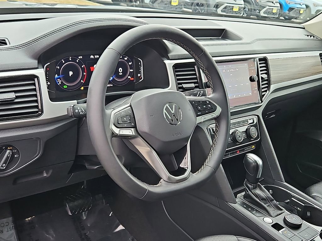 Certified 2022 Volkswagen Atlas SEL image 28
