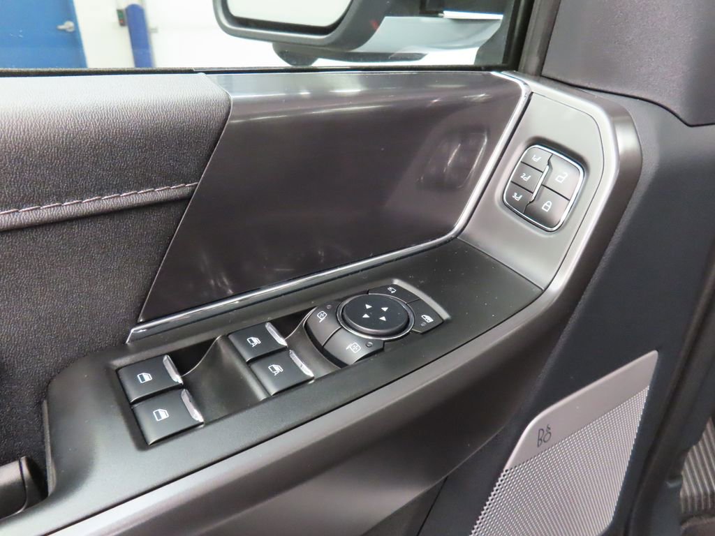 Used 2025 Ford F150 Lariat AWD/4WD image 53