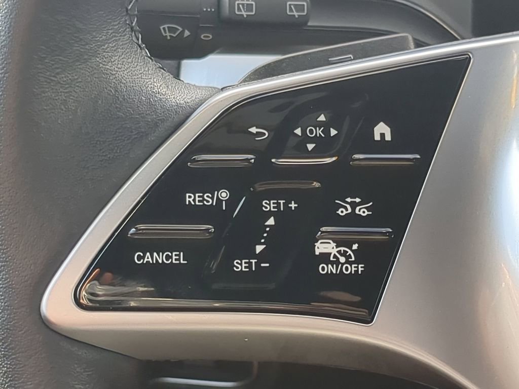 Used 2024 Mercedes-Benz GLB 250 4MATIC image 12