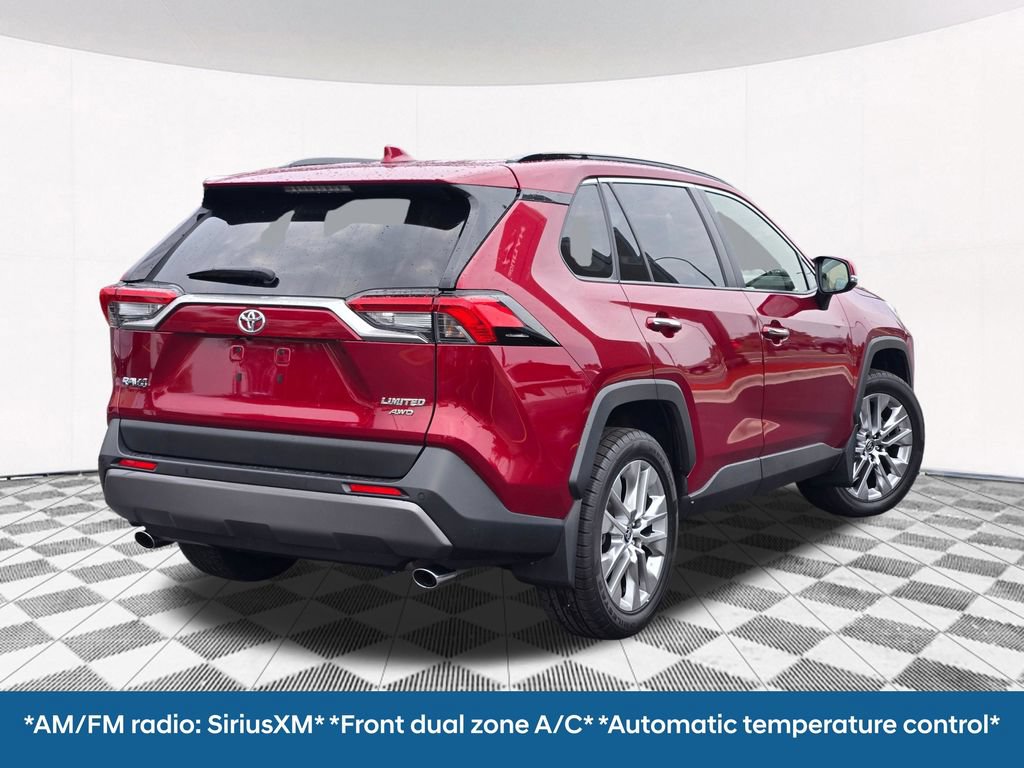 Used 2020 Toyota RAV4 Limited AWD/4WD image 18