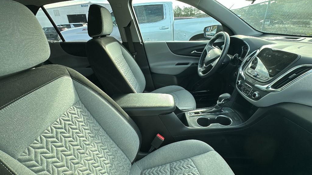 Used 2022 Chevrolet Equinox LT FWD image 9