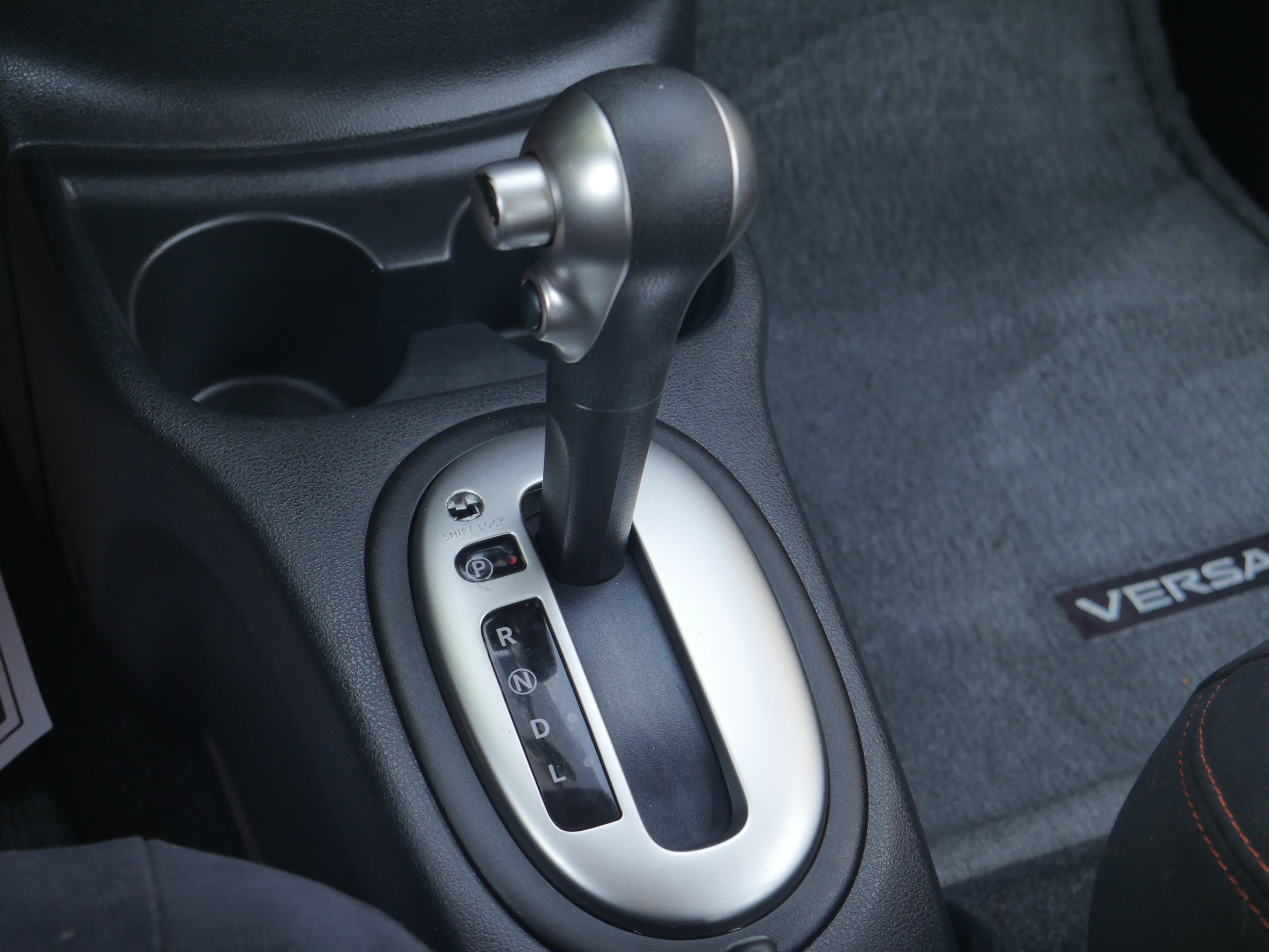 Used 2016 Nissan Versa Note FWD image 13