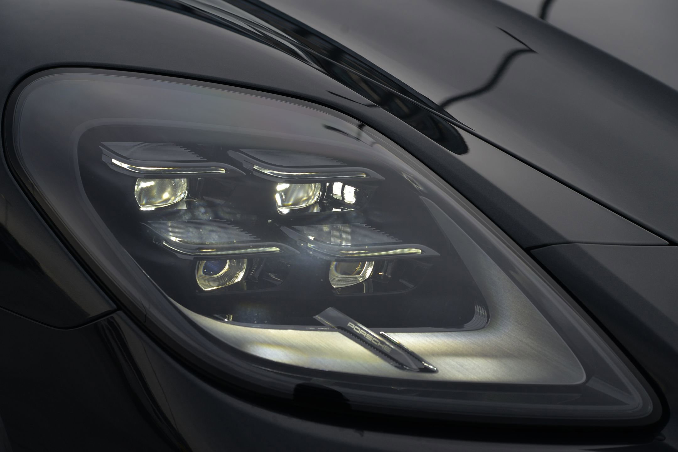 New 2026 Porsche Panamera 4 image 12