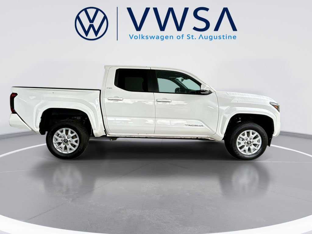Used 2024 Toyota Tacoma SR5 image 9