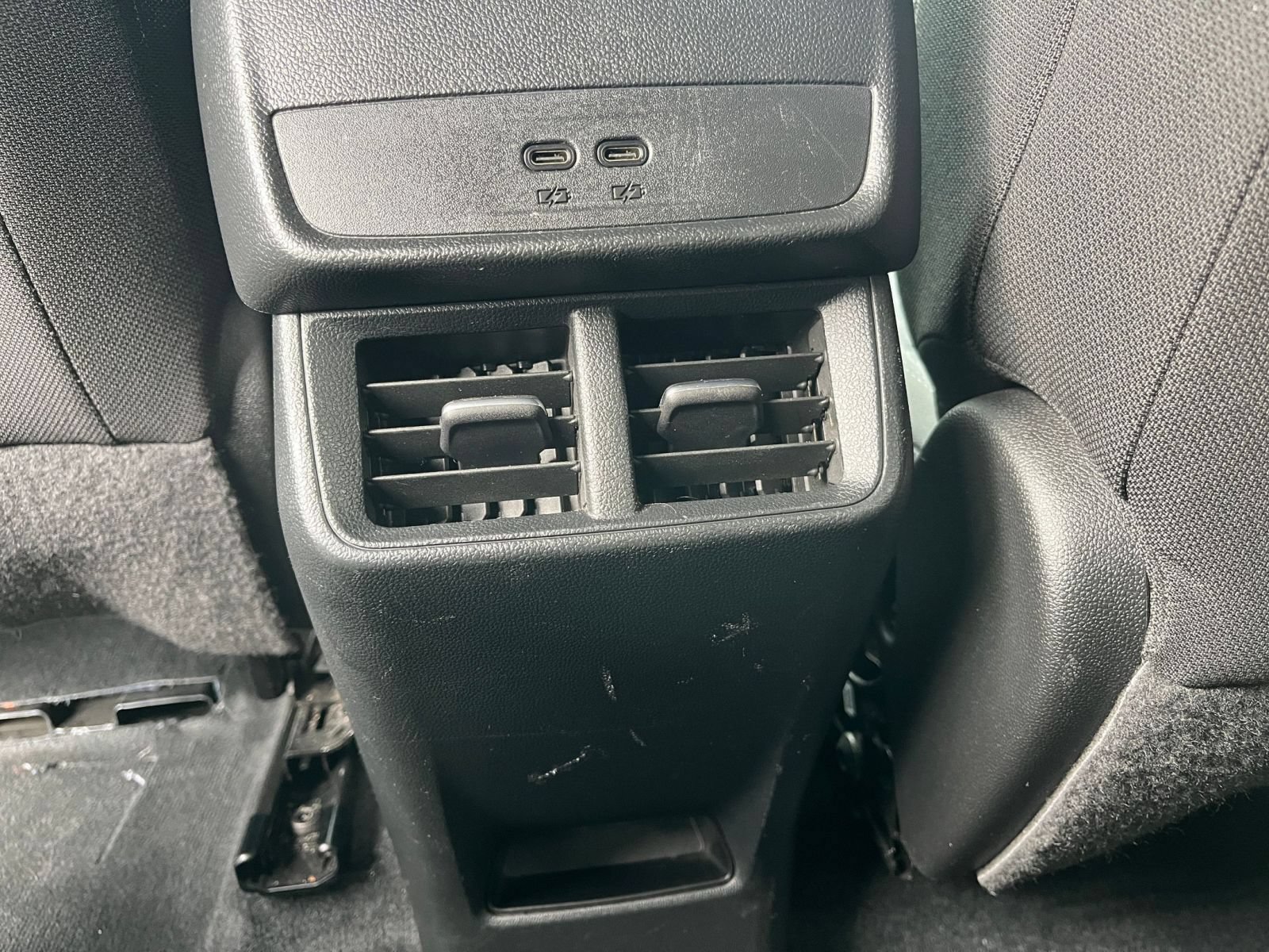 Used 2025 Chevrolet Equinox LT FWD image 24
