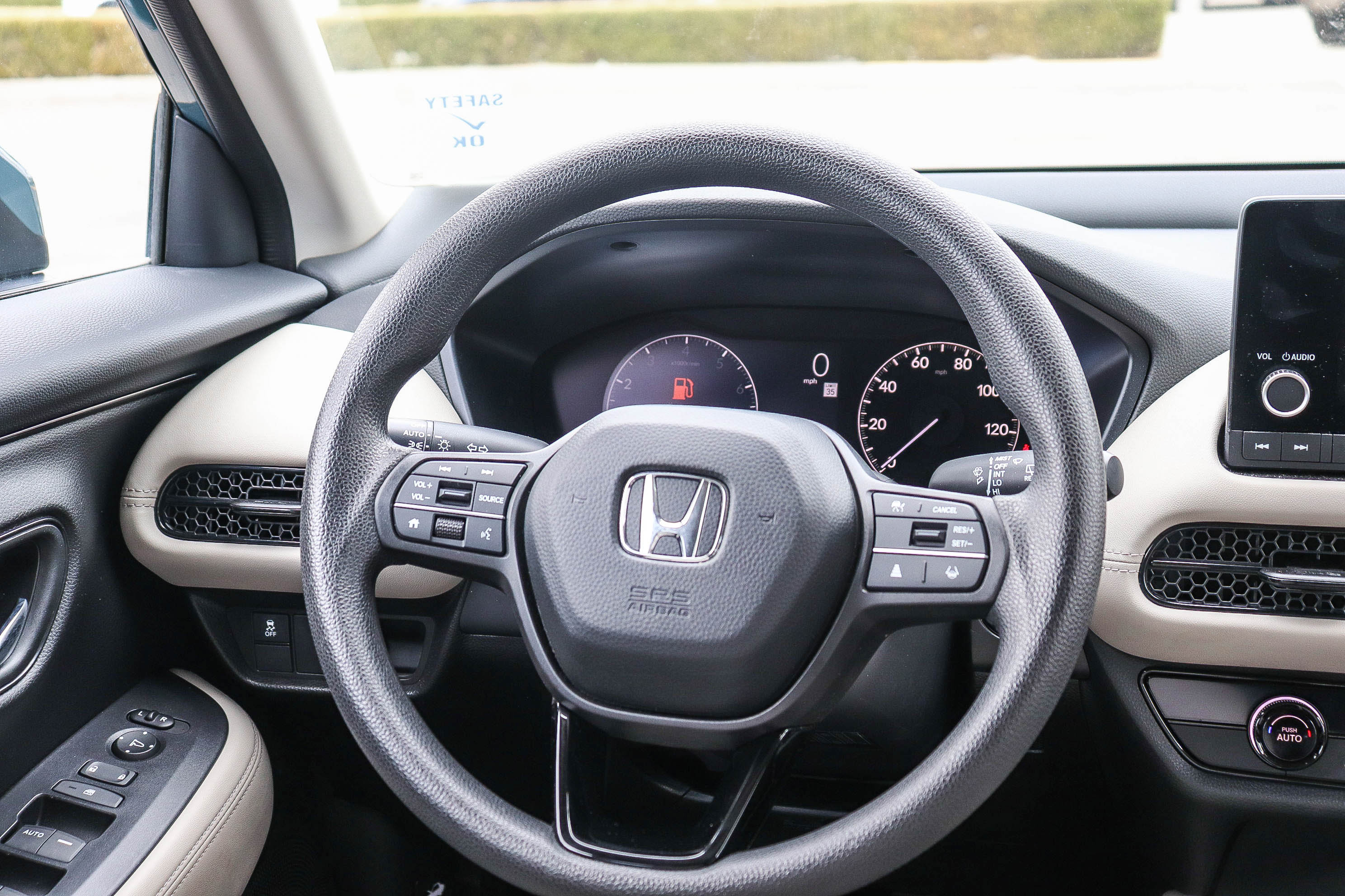 Certified 2024 Honda HR-V LX image 18
