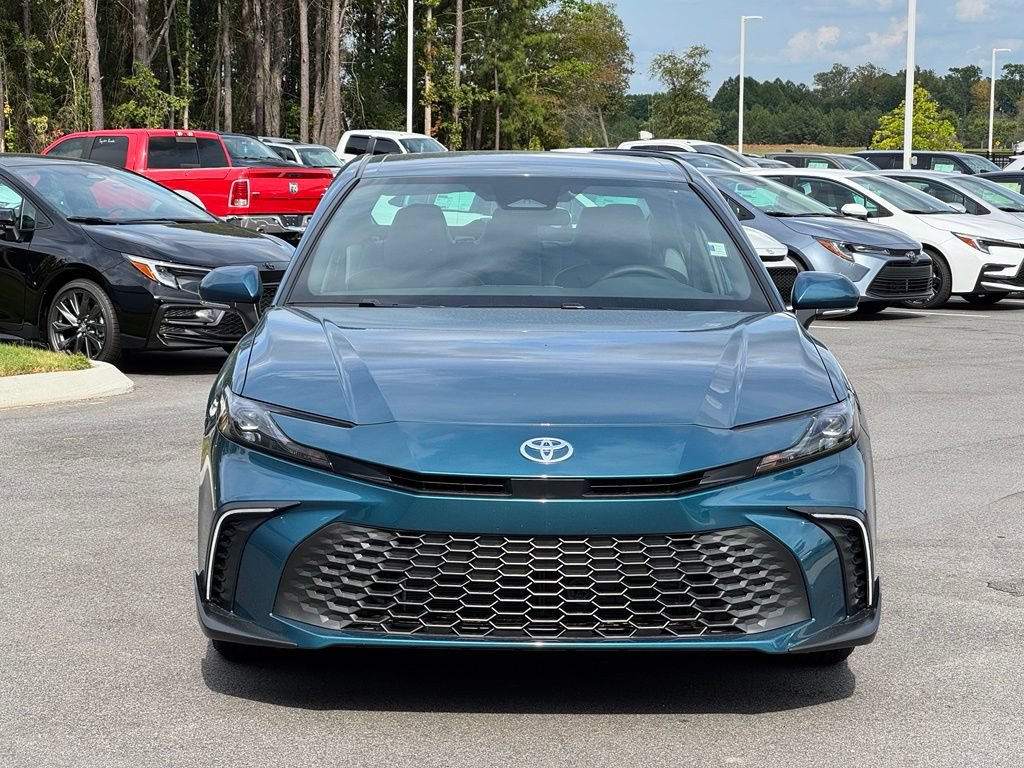 New 2026 Toyota Camry SE FWD image 5