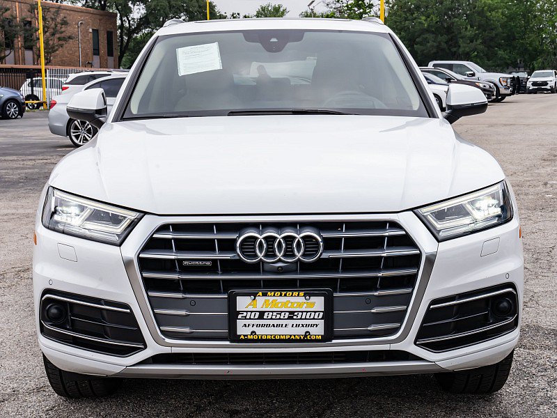 Used 2019 Audi Q5 Prestige w/ Prestige Package AWD/4WD image 2
