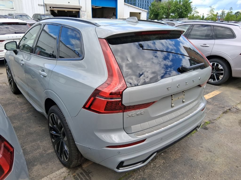 New 2026 Volvo XC60 T8 Ultra w/ Protection Package Premier AWD/4WD image 5