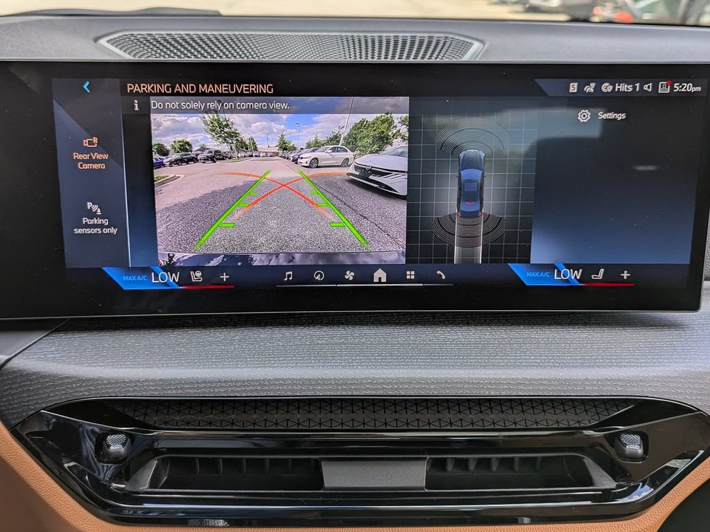 New 2026 BMW 330i xDrive Sedan AWD/4WD image 18