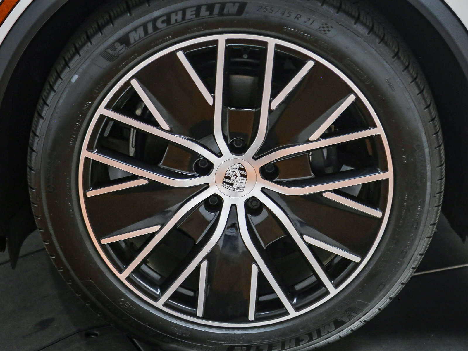 Certified 2026 Porsche Macan Electric RWD image 12