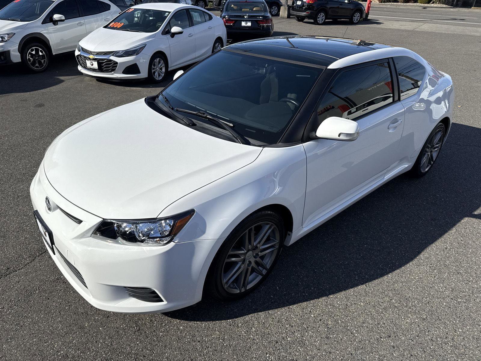 Used 2013 Scion tC image 2