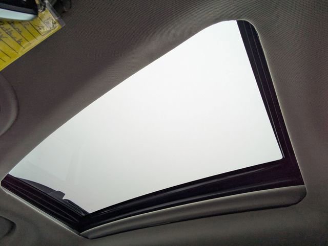 Used 2022 Subaru Outback Limited XT image 24