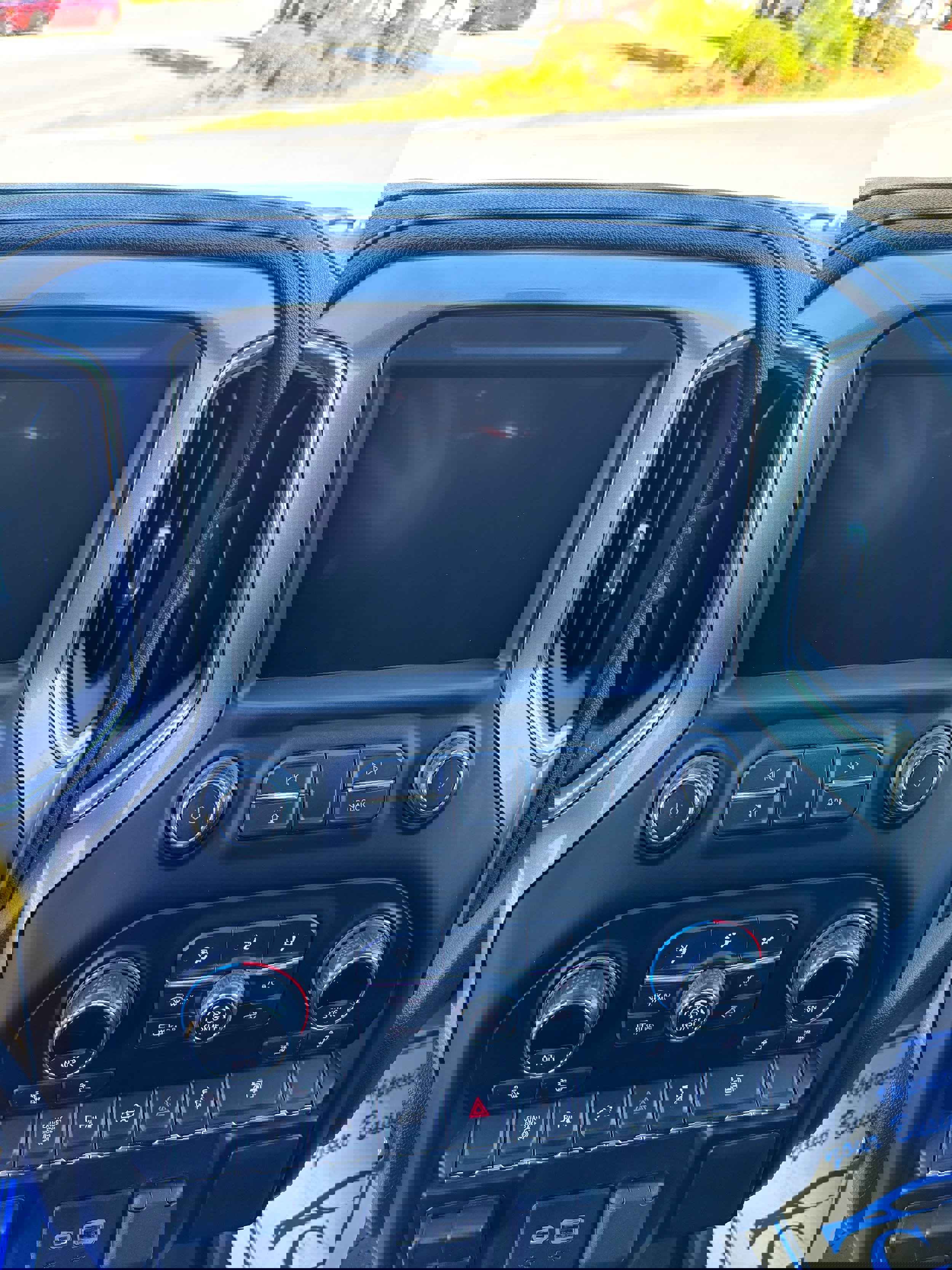 Used 2021 Chevrolet Silverado 3500 LT w/ All Star Edition AWD/4WD image 17