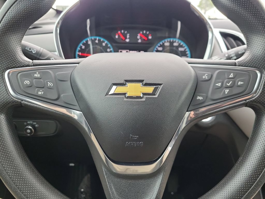 Used 2019 Chevrolet Equinox LS FWD image 18