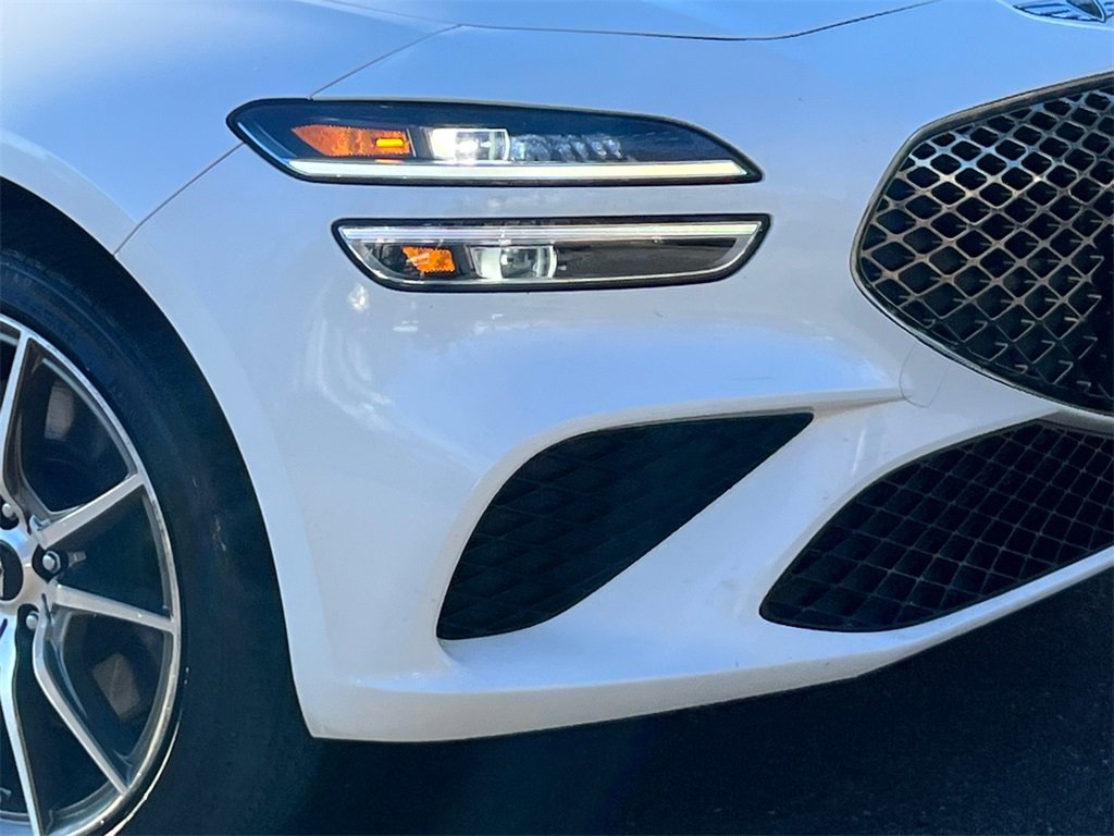 Used 2024 Genesis G70 2.5T image 8