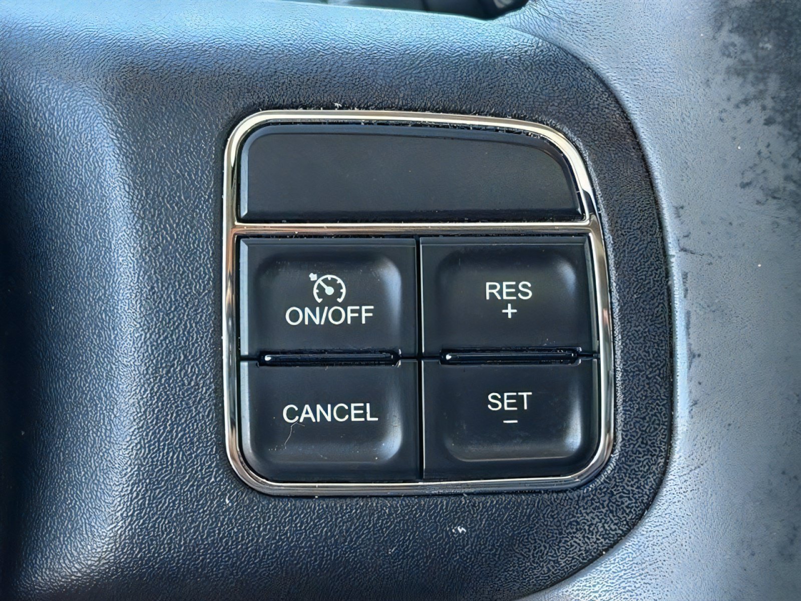 Used 2012 Jeep Liberty Sport w/ Popular Equipment Group AWD/4WD image 19