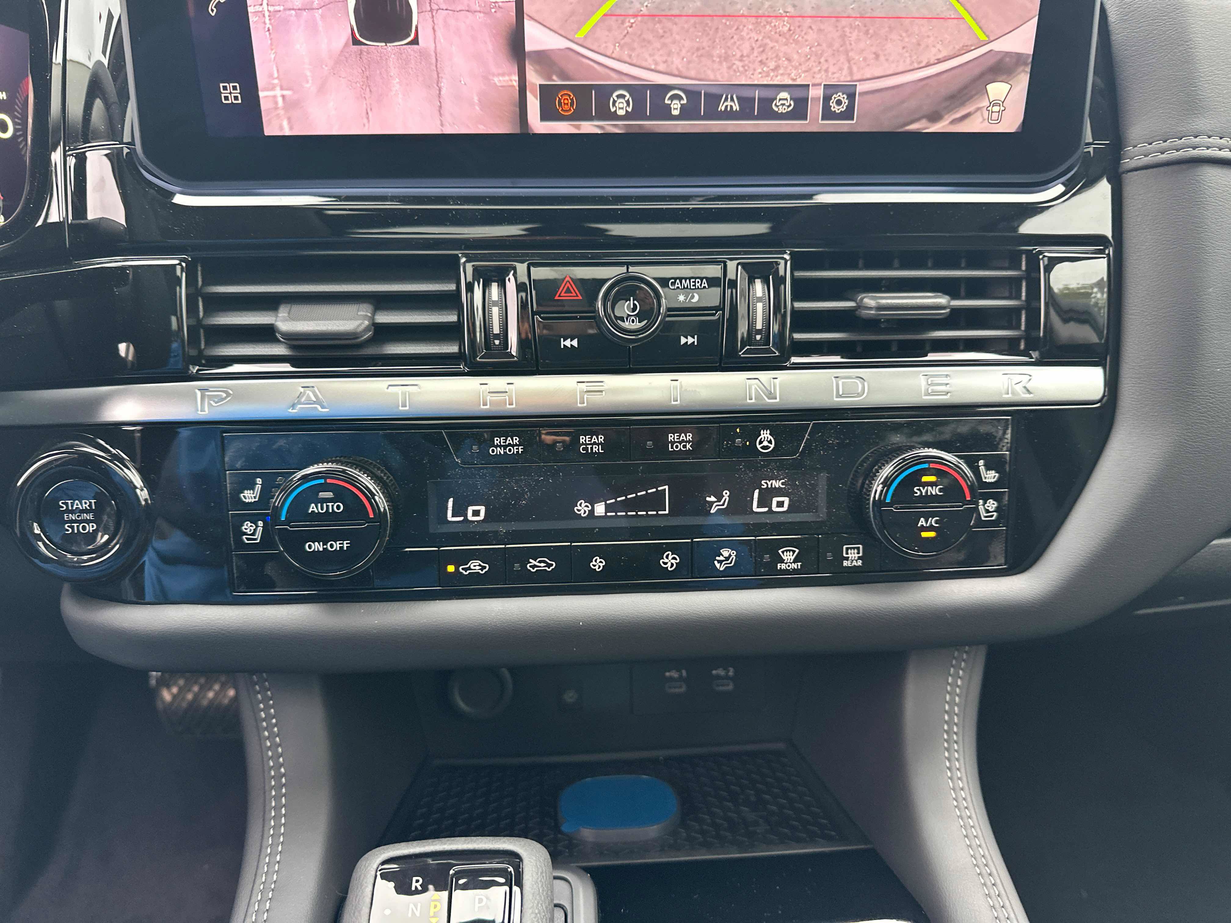 New 2026 Nissan Pathfinder Platinum AWD/4WD image 36