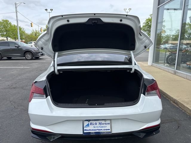 Used 2021 Hyundai Elantra SEL w/ Convenience + Premium Package image 10