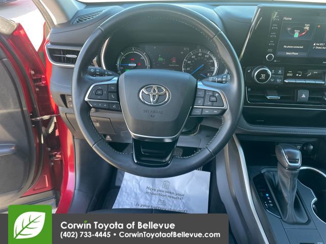 Used 2021 Toyota Highlander XLE w/ Protection Package #3 (TMS) AWD/4WD image 21