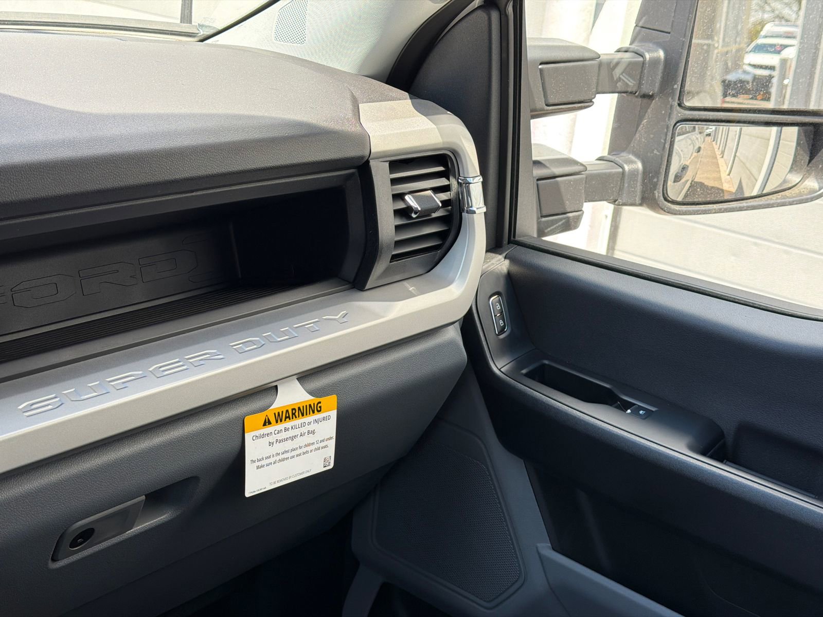 New 2026 Ford F250 XL w/ XL Chrome Package image 35