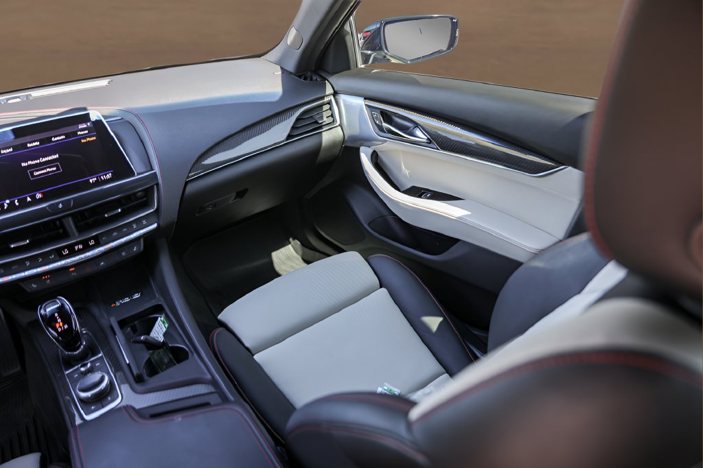Certified 2023 Cadillac CT5 Sport RWD image 27
