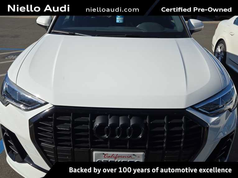 Used 2025 Audi Q3 2.0T Premium w/ Black Optic Sport Package