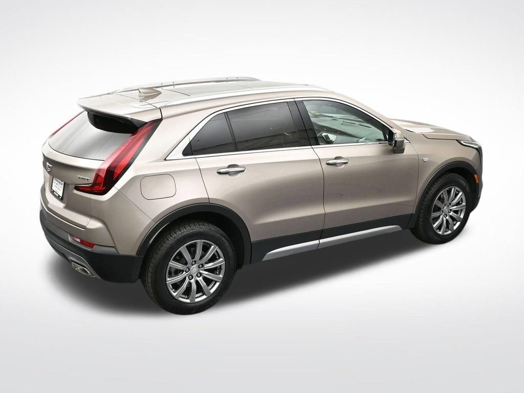 Used 2022 Cadillac XT4 Premium Luxury w/ Enhanced Visibility Package AWD/4WD image 16