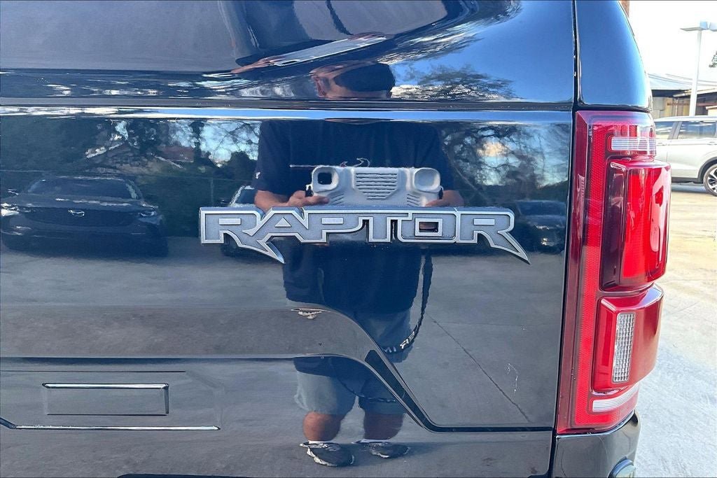 Used 2018 Ford F150 Raptor w/ Equipment Group 802A Luxury AWD/4WD image 7