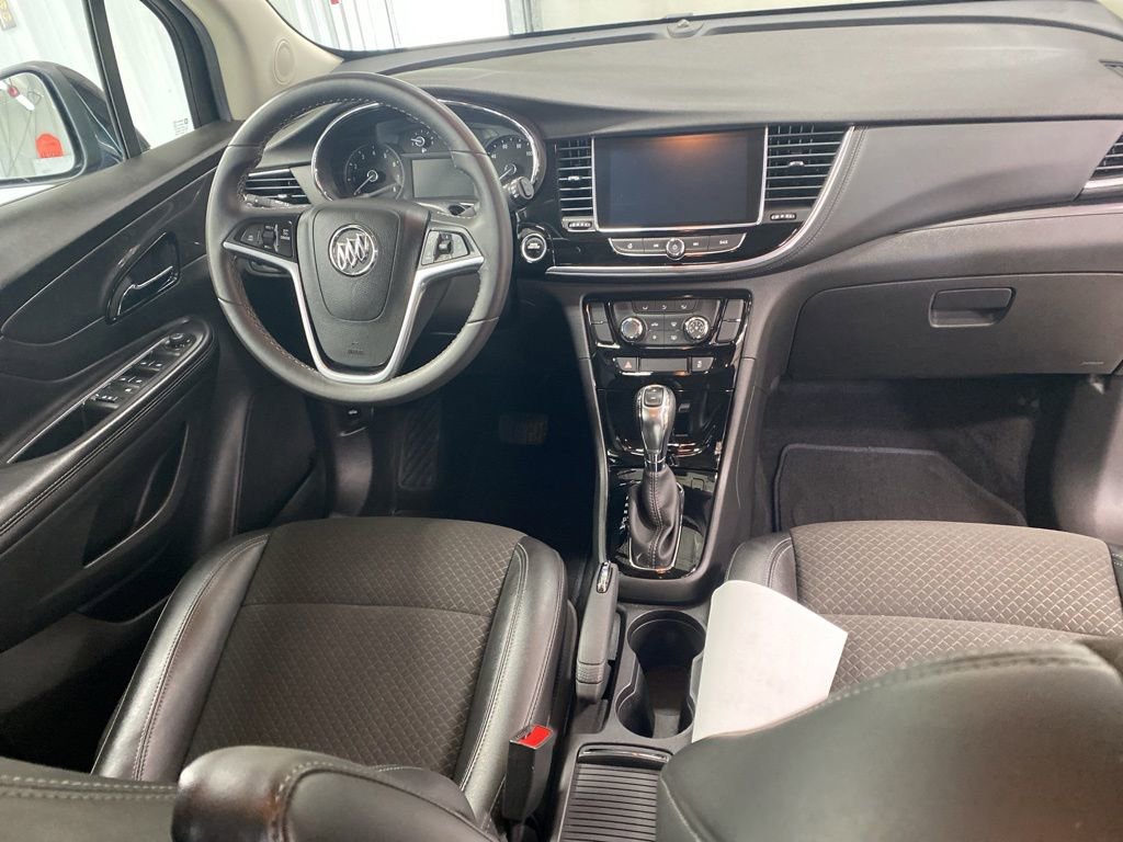 Used 2021 Buick Encore Preferred AWD/4WD image 15