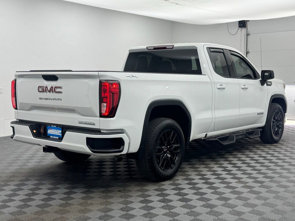 Used 2025 GMC Sierra 1500 Elevation AWD/4WD image 7