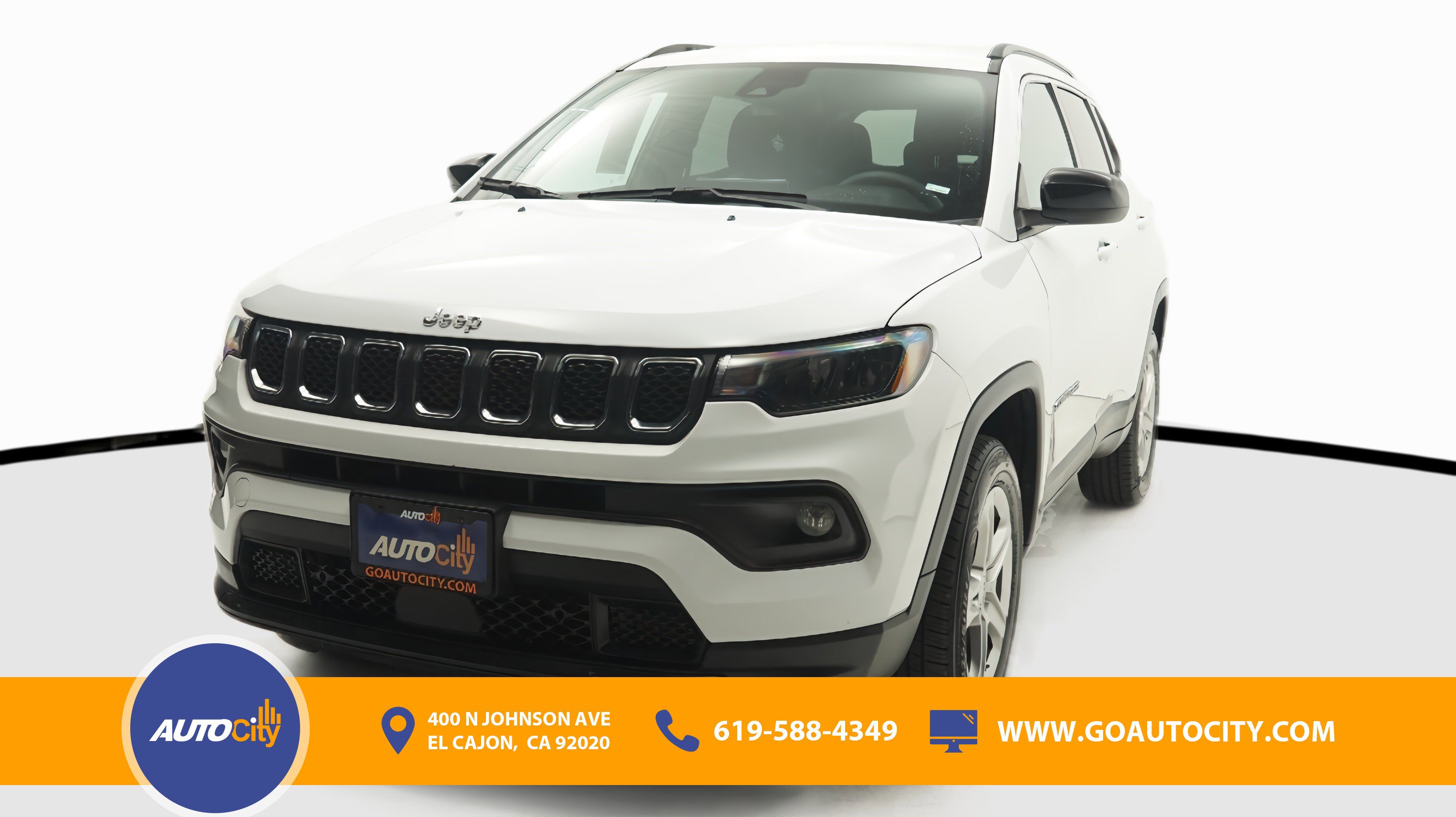 Used 2024 Jeep Compass Latitude image 1