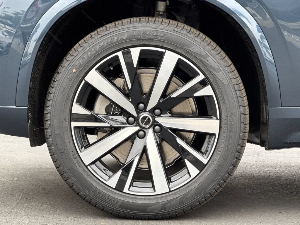New 2026 Volvo XC90 B6 Core AWD/4WD image 26