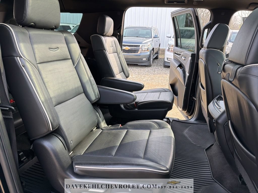 Used 2022 Cadillac Escalade ESV Sport w/ Touring Package AWD/4WD image 26