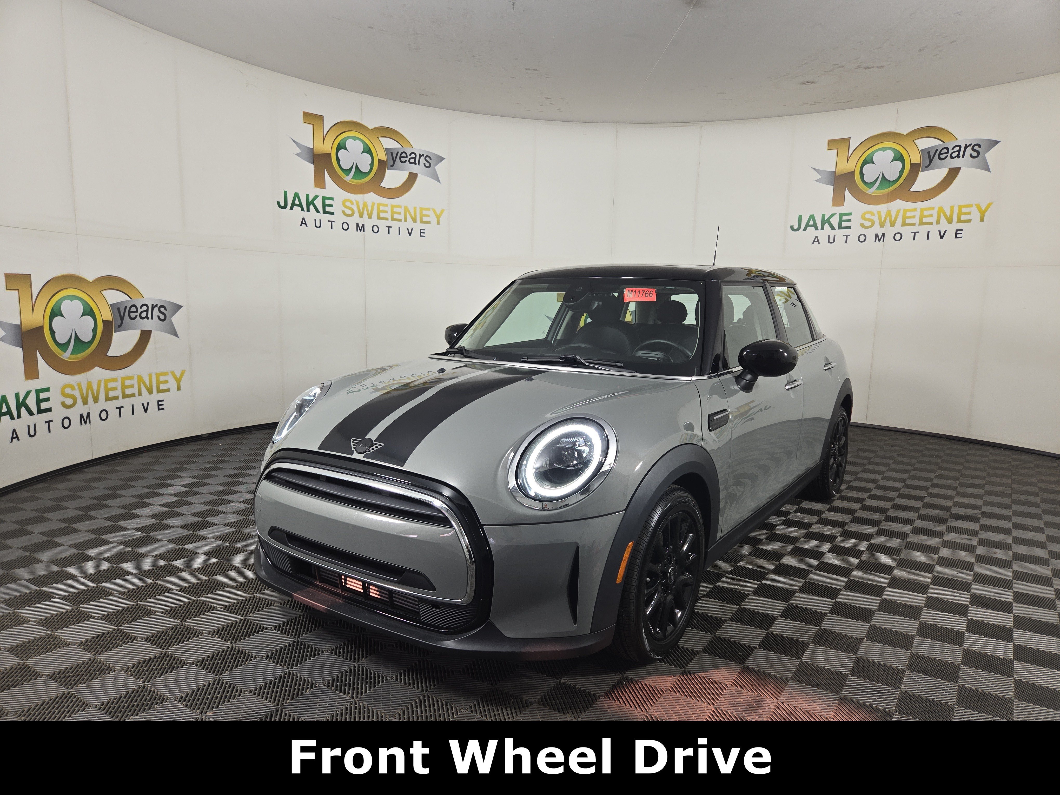 Used 2023 MINI Cooper 4-Door Hardtop FWD image 4