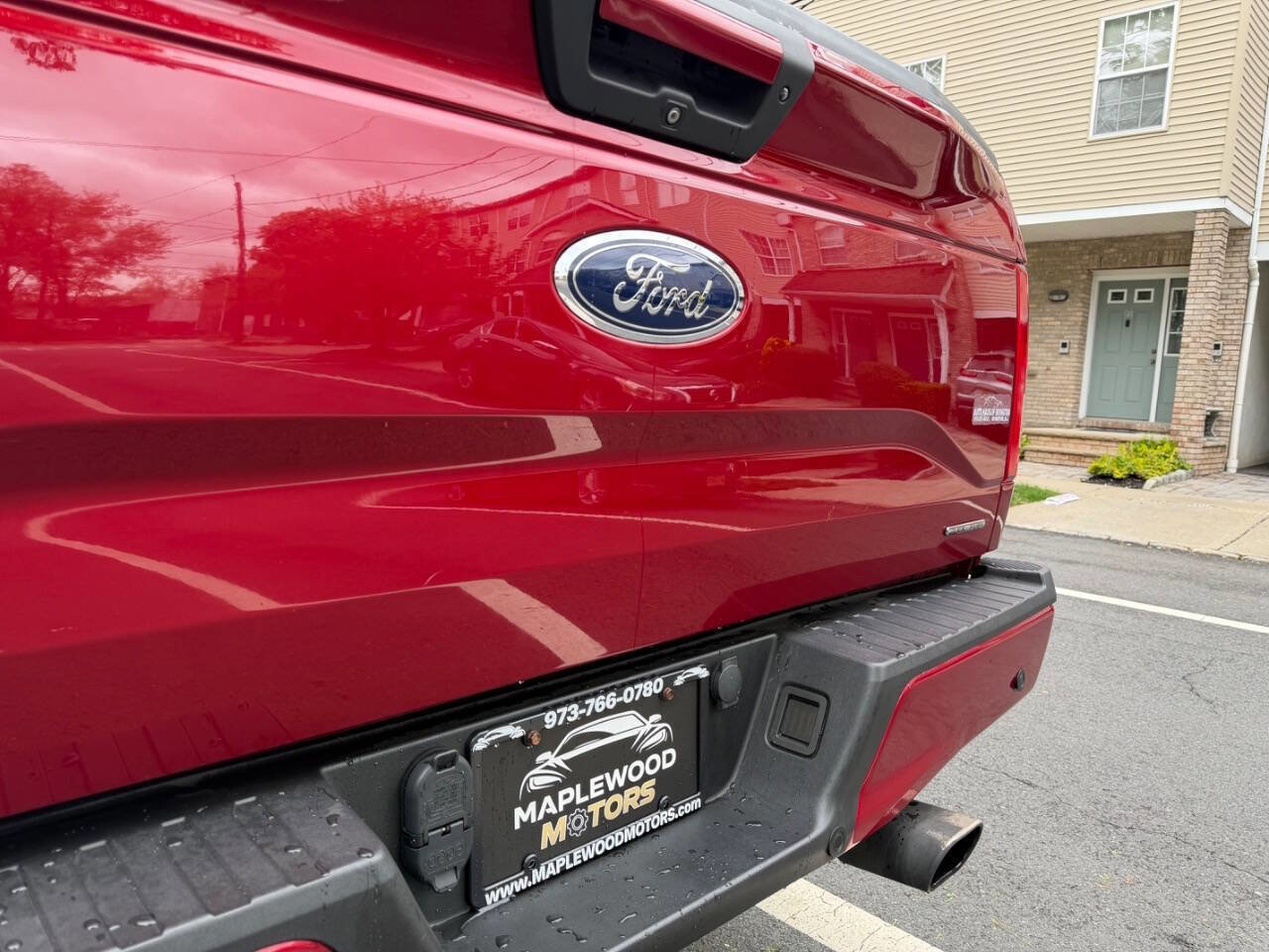 Used 2016 Ford F150 XLT w/ Equipment Group 302A Luxury AWD/4WD image 8