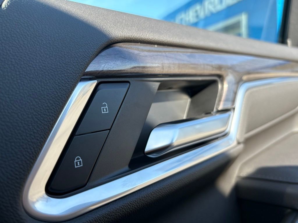 New 2026 Chevrolet Silverado 3500 LTZ w/ LTZ Convenience Package image 17