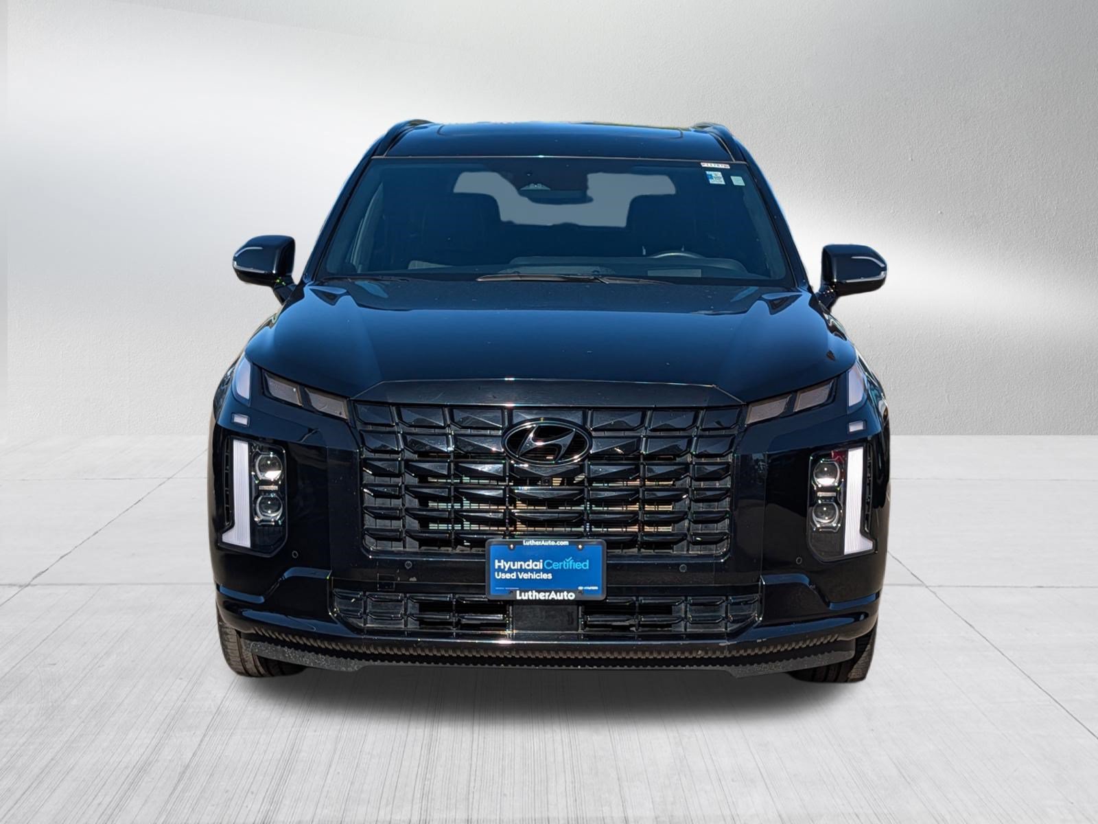 Certified 2025 Hyundai Palisade Calligraphy AWD/4WD image 2